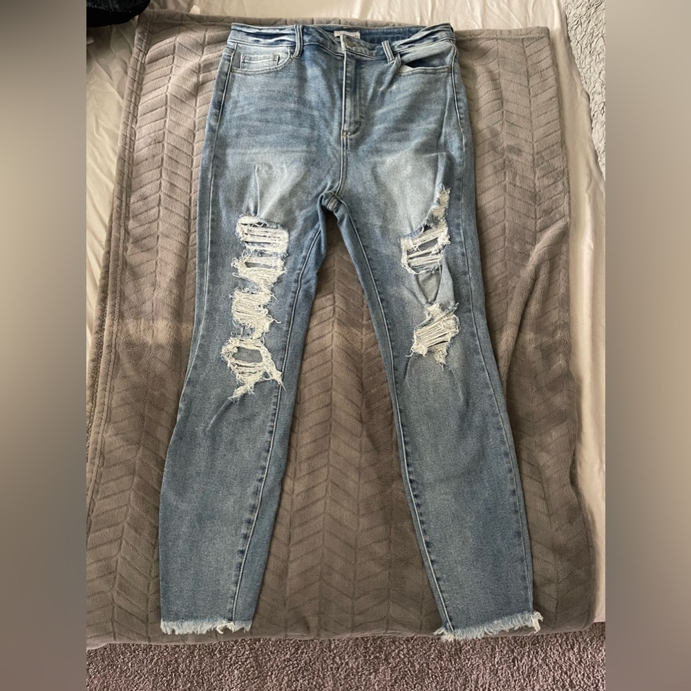 High rise Ripped jeans